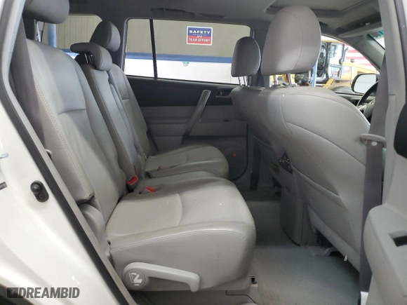 2009 Toyota Highlander Sport with VIN JTEES43A492118531, listed as a Copart auction lot 52783115 with 179,710 mi miles and Salvage Title. Bid and sale history available at carsss.com. Image 11.
