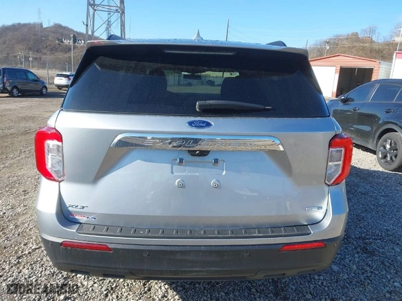 2020 Ford Explorer XLT with VIN 1FMSK8DH4LGB27469, listed as a IAAI auction lot 41853299 with 54,309 mi miles. Bid and sale history available at carsss.com. Image 16.