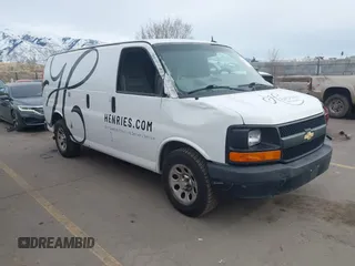 2014 Chevrolet Express Cargo Van with VIN 1GCSGAFX9E1142086, listed as a IAAI auction lot 41627274 with 281,599 mi miles. Bid and sale history available at carsss.com. Image 1.