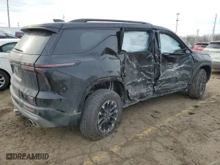 2024 Chevrolet Traverse AWD Z71 with VIN 1GNEVJKS9RJ201728, listed as a Copart auction lot 42910695 with 7,513 mi miles and Clean Title. Bid and sale history available at carsss.com. Image 3.