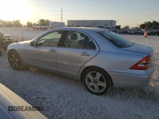 2003 Mercedes-Benz C 320 with VIN WDBRF64J33F325589, listed as a Copart auction lot 74736374 with 112,830 mi miles and Salvage Title. Bid and sale history available at DreamBid. Image 2.