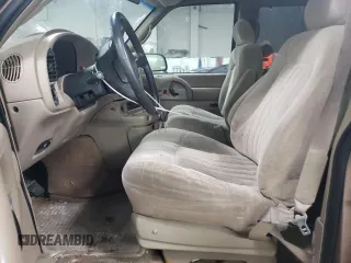 2002 GMC Safari with VIN 1GKEL19X62B501599, listed as a Copart auction lot 45506955 with 174,475 mi miles and Salvage Title. Bid and sale history available at carsss.com. Image 7.