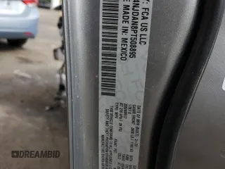 2023 Jeep Compass Sport z VIN 3C4NJDAN8PT508895, wystawiony jako Copart lot #57357745 z przebiegiem 19 211 mil mil oraz Szkoda całkowita • Salvage title. Historia ofert i sprzedaży dostępna na DreamBid. Obrazek 14.