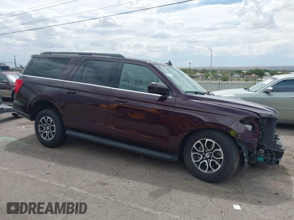 2024 Ford Expedition Max XLT with VIN 1FMJK1H85REA41962, listed as a IAAI auction lot 42737239 with 40,724 mi miles and . Bid and sale history available at DreamBid. Image 14.