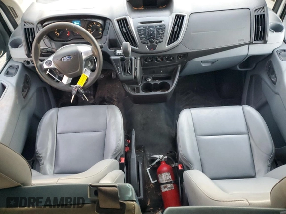 2015 Ford Transit XL z VIN 1FBZX2CM1FKB19531, wystawiony jako Copart lot #88655585 z przebiegiem 196 811 mil mil oraz Czysty tytuł • Clean title. Historia ofert i sprzedaży dostępna na DreamBid. Obrazek 8.