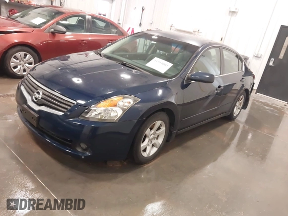 2008 Nissan Altima 2.5 S with VIN 1N4AL21E38C245599, listed as a IAAI auction lot 41914002 with 153,170 mi miles. Bid and sale history available at carsss.com. Image 18.