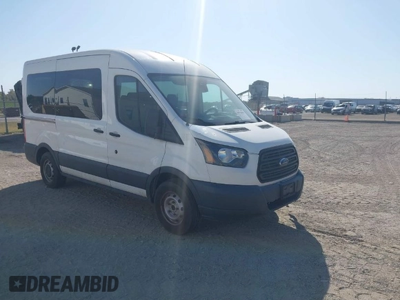 2017 Ford Transit Passenger XL z VIN 1FMZK1CM9HKA28283, wystawiony jako IAAI lot #39970695 z przebiegiem 151 916 mil mil oraz . Historia ofert i sprzedaży dostępna na DreamBid. Obrazek 1.