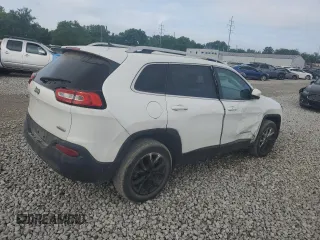 2017 Jeep Cherokee Latitude with VIN 1C4PJLCB1HW661748, listed as a Copart auction lot 58900255 with 133,498 mi miles and Salvage title. Bid and sale history available at DreamBid. Image 3.