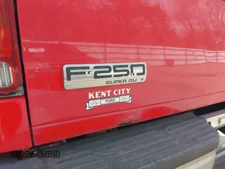 2005 Ford Super Duty F-250 XL with VIN 1FTSX21P65EA38063, listed as a IAAI auction lot 42159568 with 225,036 mi miles. Bid and sale history available at carsss.com. Image 17.