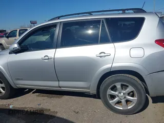 2012 Toyota RAV4 Limited with VIN 2T3YF4DV6CW127477, listed as a IAAI auction lot 41388969 with 208,087 mi miles. Bid and sale history available at carsss.com. Image 14.
