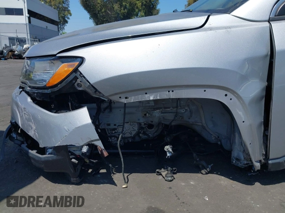 2018 Jeep Compass Latitude with VIN 3C4NJCBBXJT102753, listed as a IAAI auction lot 42379577 with 98,423 mi miles and . Bid and sale history available at DreamBid. Image 17.