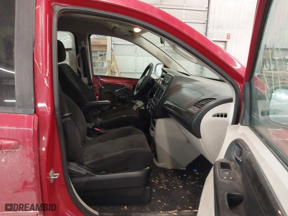 2012 Dodge Grand Caravan SE with VIN 2C4RDGBG7CR288009, listed as a IAAI auction lot 41557118 with 223,287 mi miles. Bid and sale history available at carsss.com. Image 5.