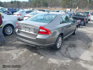 2012 Volvo S80 3.2L with VIN YV1940AS7C1159215, listed as a IAAI auction lot 41760100 with 121,835 mi miles. Bid and sale history available at carsss.com. Image 4.