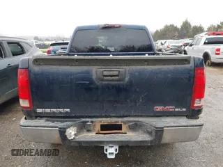 2008 GMC Sierra 1500 SLT z VIN 2GTEC13J981221636, wystawiony jako IAAI lot #41439873 z przebiegiem 260 584 mil mil oraz . Historia ofert i sprzedaży dostępna na DreamBid. Obrazek 16.