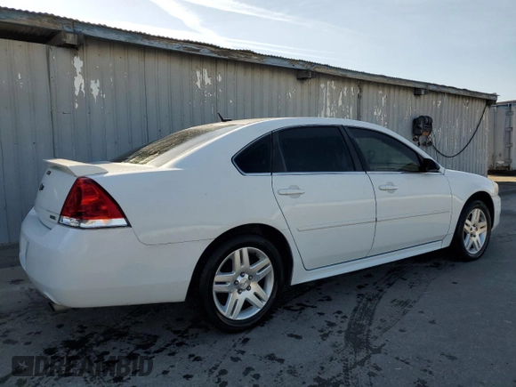 2014 Chevrolet Impala LT z VIN 2G1WB5E34E1147639, wystawiony jako Copart lot #56320445 z przebiegiem 121 243 mil mil oraz Czysty tytuł • Clean title. Historia ofert i sprzedaży dostępna na DreamBid. Obrazek 3.