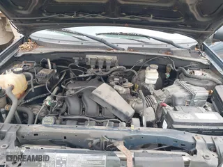 2005 Ford Escape XLT with VIN 1FMYU03145KA42335, listed as a IAAI auction lot 42110937 with 229,394 mi miles. Bid and sale history available at carsss.com. Image 10.