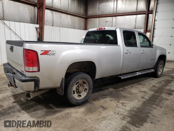 2012 GMC Sierra 2500HD SLT z VIN 1GT121C89CF120127, wystawiony jako Copart lot #42336495 z przebiegiem 142 396 mil mil oraz Szkoda całkowita • Salvage title. Historia ofert i sprzedaży dostępna na DreamBid. Obrazek 3.