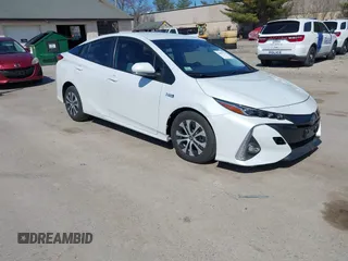 2021 Toyota Prius LE with VIN JTDKAMFP8M3174629, listed as a IAAI auction lot 42087974 with 16,348 mi miles and . Bid and sale history available at DreamBid. Image 1.