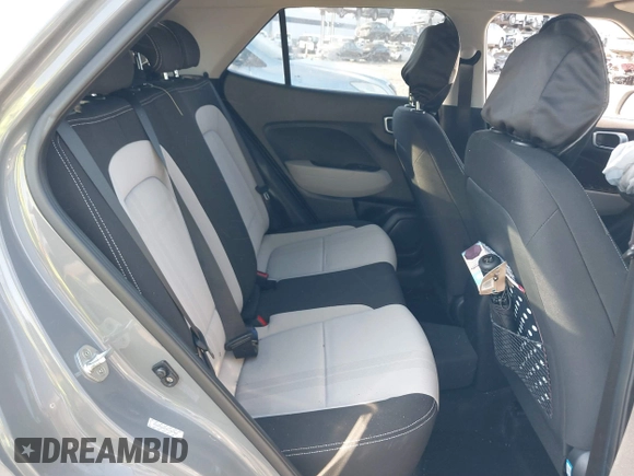 2022 Hyundai Venue SEL with VIN KMHRC8A39NU184906, listed as a IAAI auction lot 41486553 with 31,740 mi miles and . Bid and sale history available at DreamBid. Image 8.