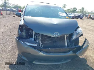 2014 Toyota Sienna XLE with VIN 5TDYK3DC6ES414892, listed as a IAAI auction lot 42545666 with 135,805 mi miles and . Bid and sale history available at DreamBid. Image 6.