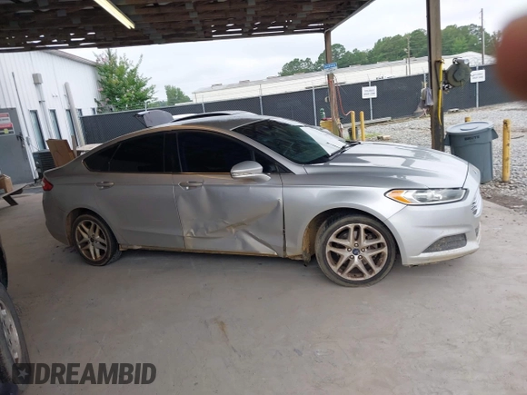 2016 Ford Fusion SE z VIN 1FA6P0H73G5129053, wystawiony jako IAAI lot #42632691 z przebiegiem 266 087 mil mil oraz . Historia ofert i sprzedaży dostępna na DreamBid. Obrazek 13.