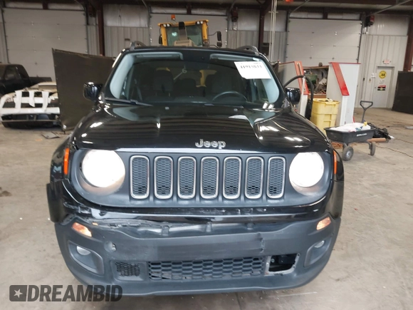 2017 Jeep Renegade Latitude with VIN ZACCJBBB6HPG34746, listed as a IAAI auction lot 41915833 with 60,814 mi miles. Bid and sale history available at carsss.com. Image 13.