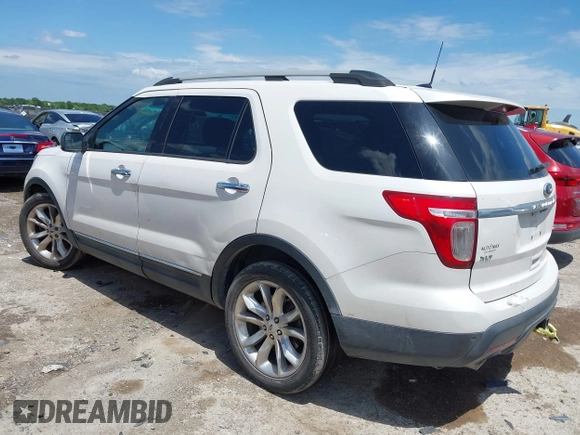2014 Ford Explorer XLT с VIN 1FM5K7D84EGB09757, выставлен на аукционе IAAI как лот 42085010 с пробегом 146 224 миль миль и . История ставок и продаж доступна на DreamBid. Изображение 3.