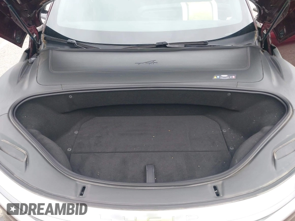 2023 Lucid Air Pure z VIN 50EA1PFA4PA006331, wystawiony jako IAAI lot #42213426 z przebiegiem 13 287 mil mil oraz . Historia ofert i sprzedaży dostępna na DreamBid. Obrazek 10.