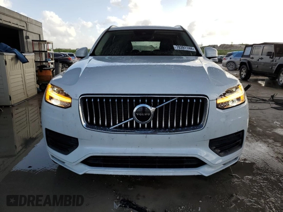 2020 Volvo XC90 Momentum with VIN YV4102CK7L1543516, listed as a Copart auction lot 78391144 with 61,205 mi miles and Salvage Title. Bid and sale history available at carsss.com. Image 5.