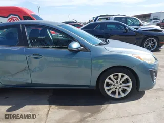 2011 Mazda Mazda3 s Sport with VIN JM1BL1U68B1419411, listed as a IAAI auction lot 41798083 with 105,314 mi miles. Bid and sale history available at carsss.com. Image 17.