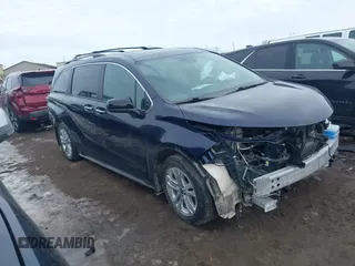 2022 Toyota Sienna XSE z VIN 5TDXSKFC0NS071130, wystawiony jako IAAI lot #41621604 z przebiegiem 34 363 mil mil oraz . Historia ofert i sprzedaży dostępna na DreamBid. Obrazek 1.