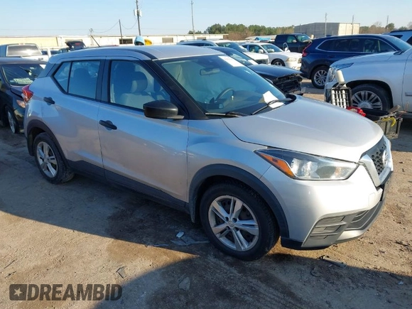 2020 Nissan Kicks S with VIN 3N1CP5BV7LL512184, listed as a IAAI auction lot 41639165 with 59,539 mi miles. Bid and sale history available at carsss.com. Image 1.
