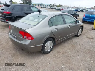 2006 Honda Civic z VIN JHMFA36286S006836, wystawiony jako IAAI lot #42324244 z przebiegiem 217 417 mil mil oraz . Historia ofert i sprzedaży dostępna na DreamBid. Obrazek 4.
