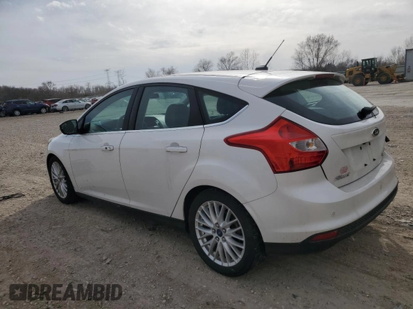 2014 Ford Focus Titanium with VIN 1FADP3N2XEL175862, listed as a Copart auction lot 49873695 with 90,341 mi miles and Salvage title. Bid and sale history available at DreamBid. Image 2.