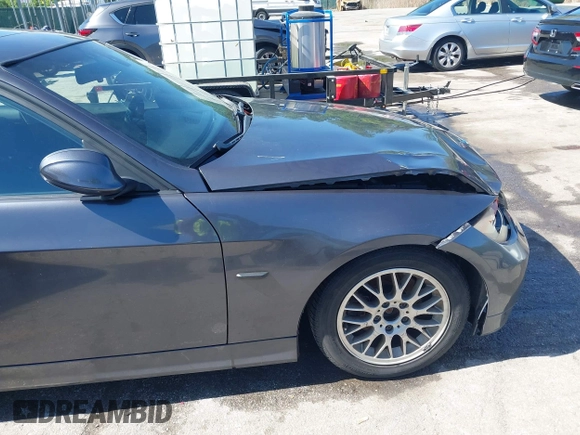 2006 BMW 3 Series 325xi z VIN WBAVD13596KT79419, wystawiony jako IAAI lot #42125590 z przebiegiem 203 431 mil mil oraz . Historia ofert i sprzedaży dostępna na DreamBid. Obrazek 17.
