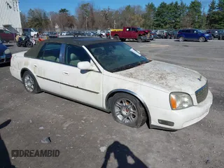 2004 Cadillac DeVille z VIN 1G6KD54Y04U153442, wystawiony jako IAAI lot #42104968 z przebiegiem 125 466 mil mil oraz . Historia ofert i sprzedaży dostępna na DreamBid. Obrazek 1.