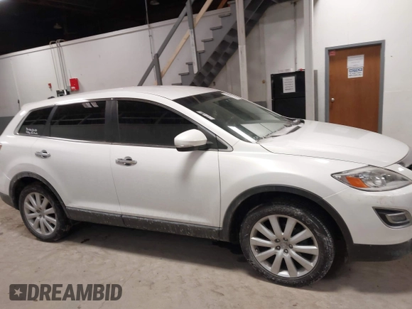 2010 Mazda CX-9 Grand Touring with VIN JM3TB3MA2A0225900, listed as a IAAI auction lot 41591845 with 170,115 mi miles. Bid and sale history available at carsss.com. Image 13.