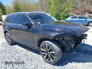 2020 Volvo XC90 Momentum with VIN YV4A22PK8L1554545, listed as a IAAI auction lot 42158703 with 97,953 mi miles and . Bid and sale history available at DreamBid. Image 1.