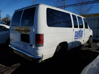 2008 Ford Econoline Passenger XL with VIN 1FBNE31LX8DB16560, listed as a Copart auction lot 80282833 with Not Provided miles and Salvage Title. Bid and sale history available at DreamBid. Image 3.
