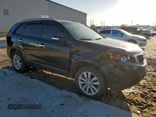 2011 Kia Sorento LX with VIN 5XYKT4A29BG069340, listed as a Copart auction lot 51992335 with 211,394 mi miles and Salvage Title. Bid and sale history available at carsss.com. Image 4.