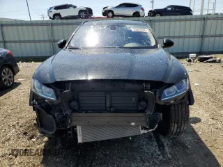 2018 Jaguar F-Pace 30t Premium with VIN SADCJ2GX7JA293064, listed as a Copart auction lot 53843285 with 68,861 mi miles and Salvage Title. Bid and sale history available at DreamBid. Image 5.