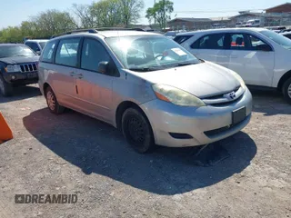 2006 Toyota Sienna CE with VIN 5TDZA23C36S495161, listed as a IAAI auction lot 42063508 with 220,637 mi miles. Bid and sale history available at carsss.com. Image 1.