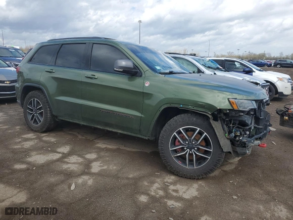 2019 Jeep Grand Cherokee Trailhawk with VIN 1C4RJFLG1KC695400, listed as a Copart auction lot 54046985 with 75,564 mi miles and Salvage Title. Bid and sale history available at carsss.com. Image 4.