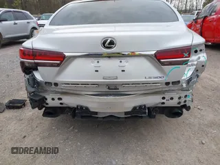 2018 Lexus LS 500 z VIN JTHB51FF8J5000536, wystawiony jako IAAI lot #41842885 z przebiegiem 39 277 mil mil oraz . Historia ofert i sprzedaży dostępna na DreamBid. Obrazek 16.