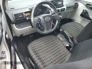 2013 Scion iQ with VIN JTNJJXB01DJ022687, listed as a Copart auction lot 61918195 with 117,483 mi miles and Salvage title. Bid and sale history available at DreamBid. Image 8.