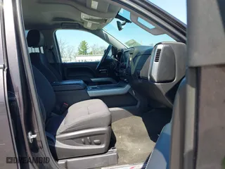 2015 Chevrolet Silverado 1500 LT with VIN 3GCUKREC8FG510992, listed as a IAAI auction lot 41966354 with 176,347 mi miles. Bid and sale history available at carsss.com. Image 5.