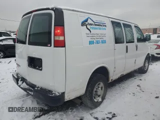 2008 Chevrolet Express Cargo Van with VIN 1GCGG25C181170897, listed as a Copart auction lot 87027134 with 200,590 mi miles and Salvage Title. Bid and sale history available at carsss.com. Image 3.