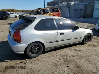 1998 Honda Civic CX with VIN 2HGEJ6325WH112575, listed as a Copart auction lot 77186644 with 147,976 mi miles and Salvage Title. Bid and sale history available at carsss.com. Image 3.