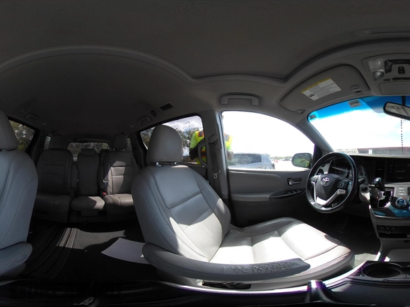2015 Toyota Sienna XLE with VIN 5TDYK3DC3FS556859, listed as a IAAI auction lot 42161107 with 200,502 mi miles and . Bid and sale history available at DreamBid. Image 18.