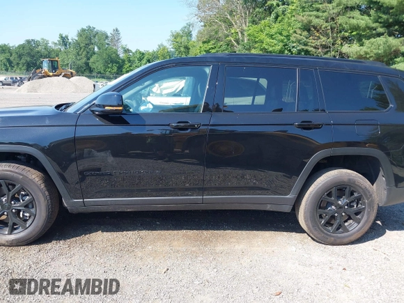 2024 Jeep Grand Cherokee Altitude X with VIN 1C4RJKAGXR8591271, listed as a IAAI auction lot 42654801 with 11,739 mi miles and . Bid and sale history available at DreamBid. Image 14.